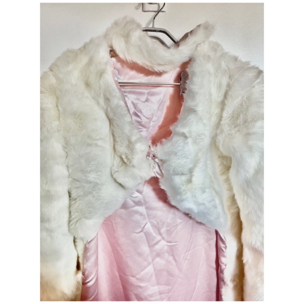 New Faux fur white coat